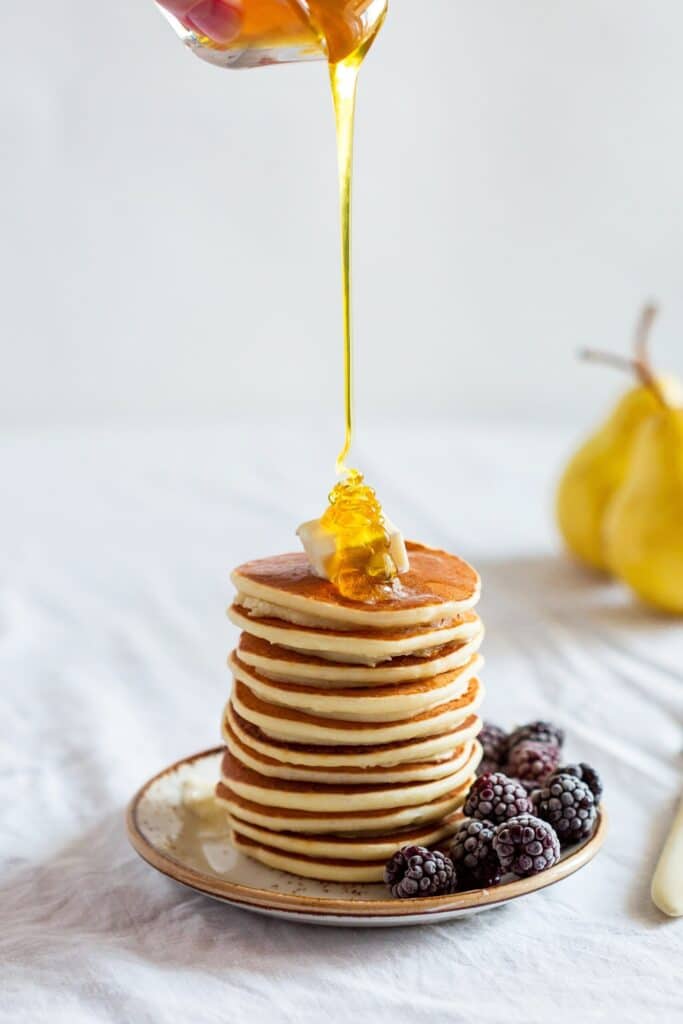 Fluffy Pancakes Delight: A Heavenly Breakfast Treat!